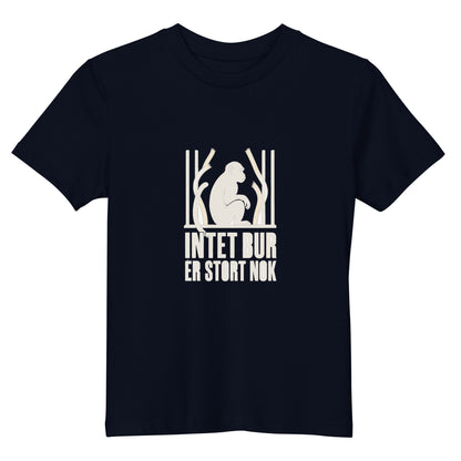 Børne t-shirt med teksten Intet bur er stort nok og en abe bag tremmer i farven marineblå, set forfra