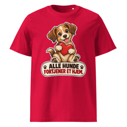 Rød t-shirt med hund og teksten Alle hunde fortjener et hjem