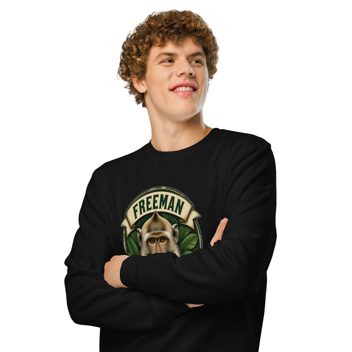 Sweatshirt med Freeman The Miracle Monkey badge med en abe i grønt i farven sort, båret af en ung mand