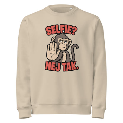 Sweatshirt med teksten Selfie? Nej tak og en abe der holder hånden op i farven sand, set forfra